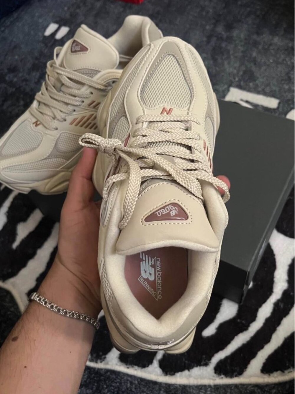 NEW BALANCE ALMOND - Picture 3 of 3